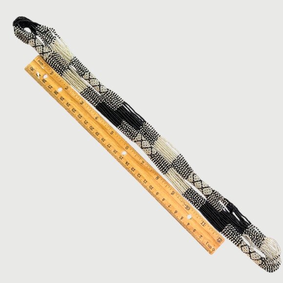 Elegant Black & White Beaded Necklace Geometric Patterns & Twisted Design OUC - Picture 4 of 10